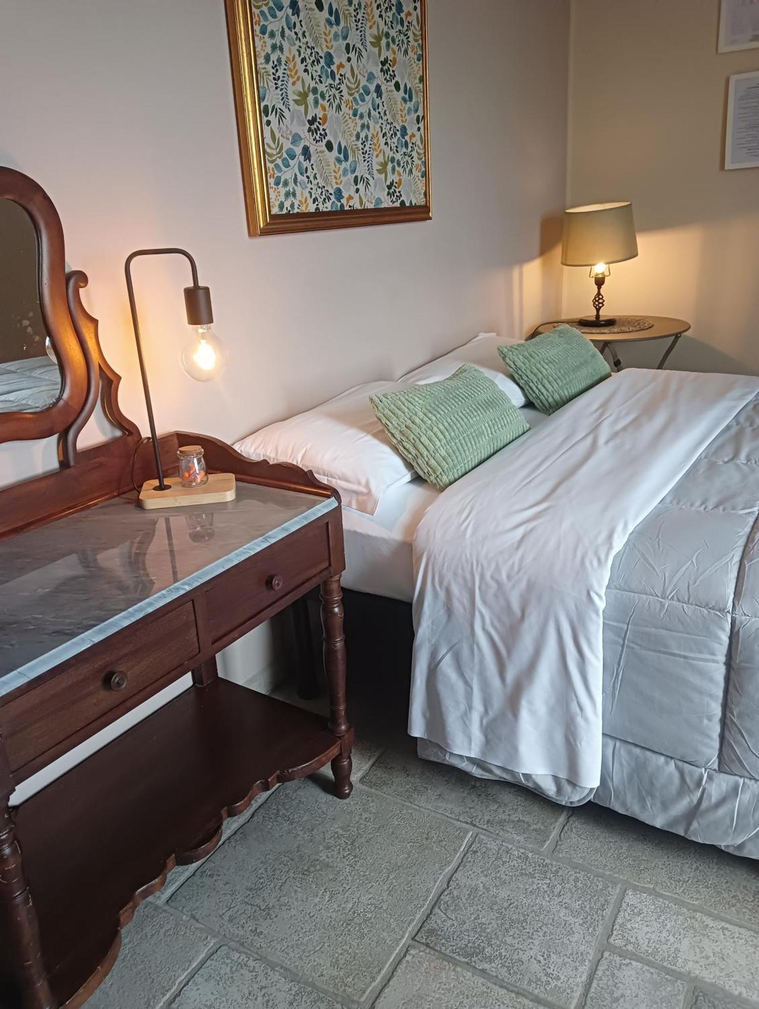 Il Borgo B&B Castellinaldo Eksteriør bilde